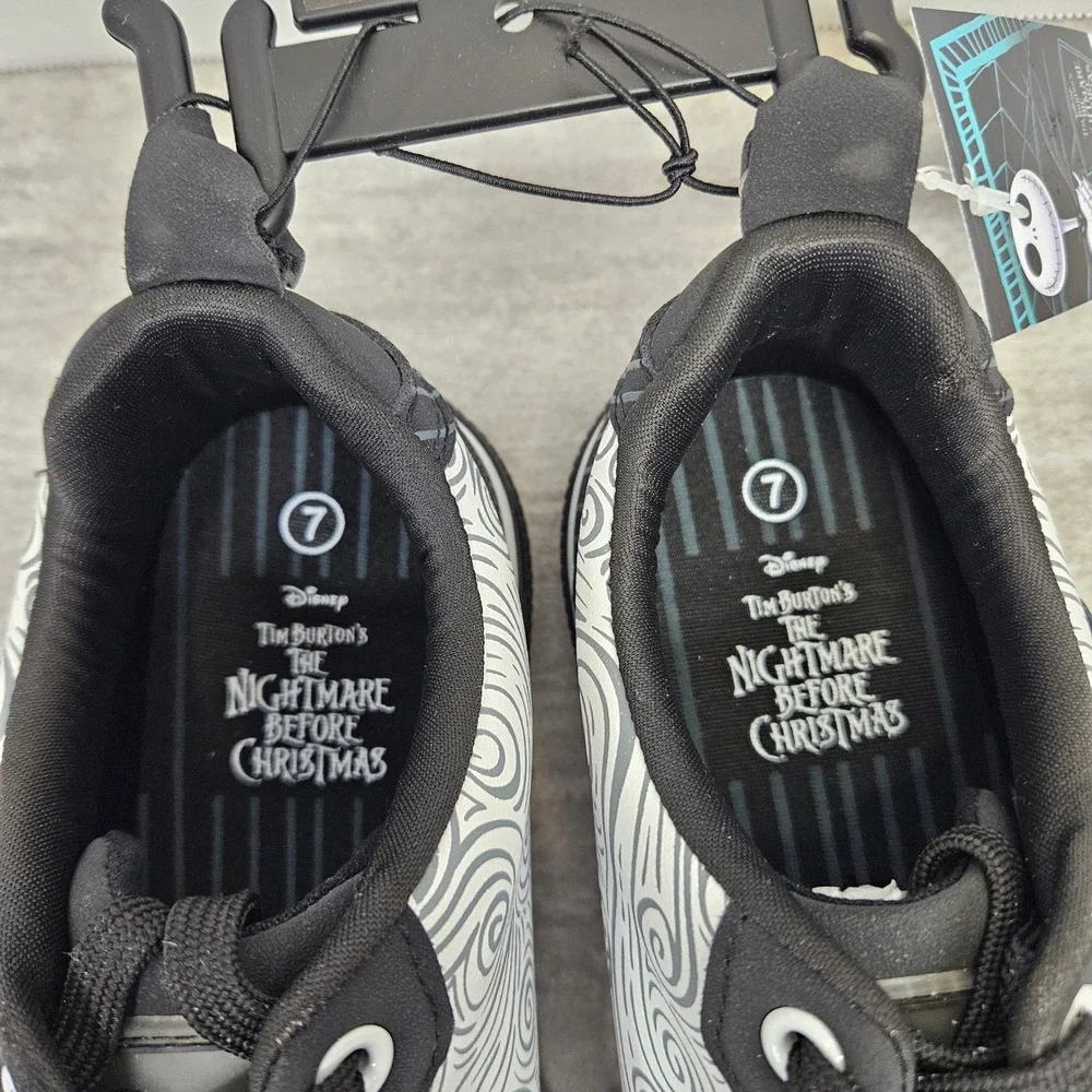 The Nightmare Before Christmas Jack Skellington Sneakers Mens Size 7 Black White